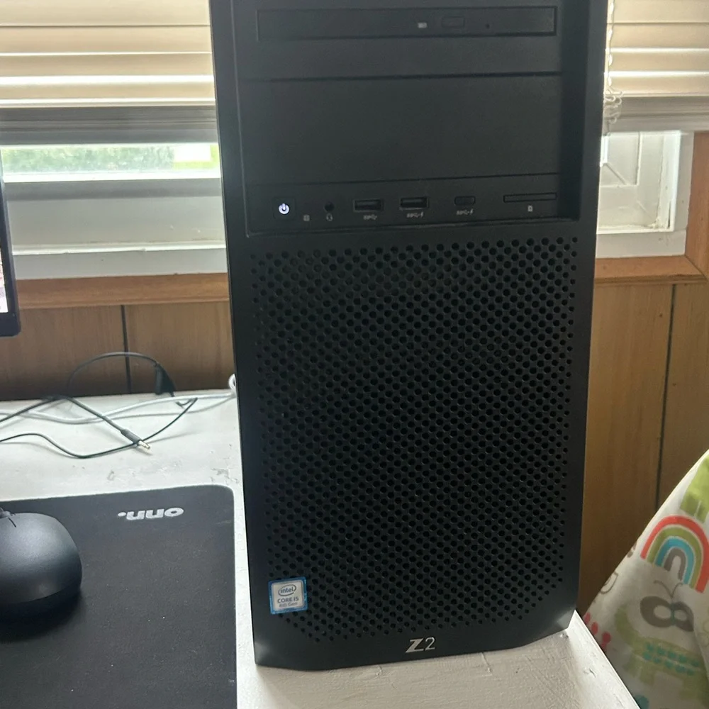 Z2 Black Desktop Computer